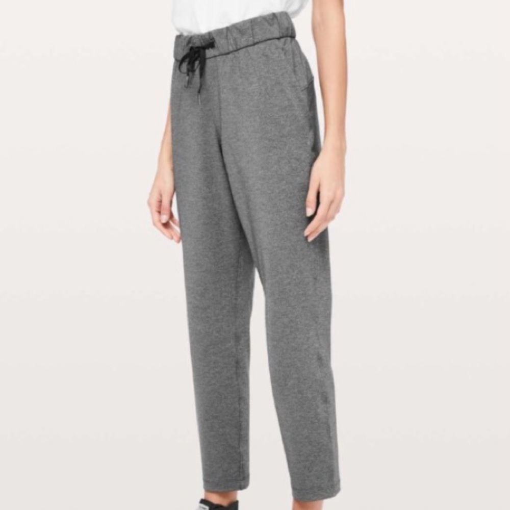 Lululemon On The Fly Pant 27” Heathered Black 6